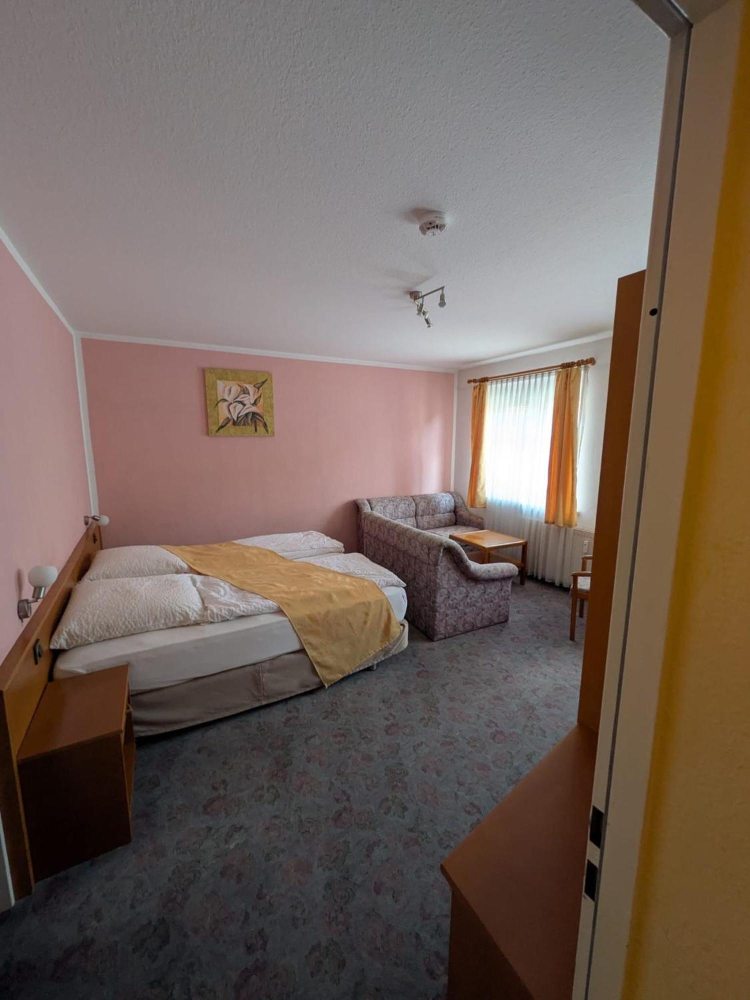 Hotel Am Markt Eckartsberga Exterior foto